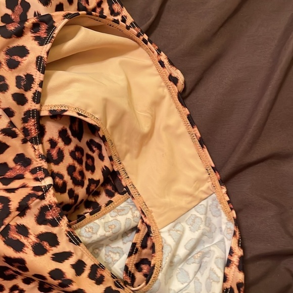 Summersalt The Marina Leopard Print One Piece Swimsuit Size 18 - Picture 5 of 8